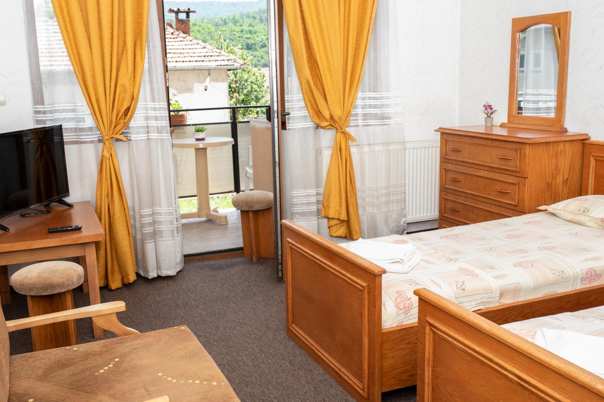 Комплекс Плавис Tryavna Dış mekan fotoğraf